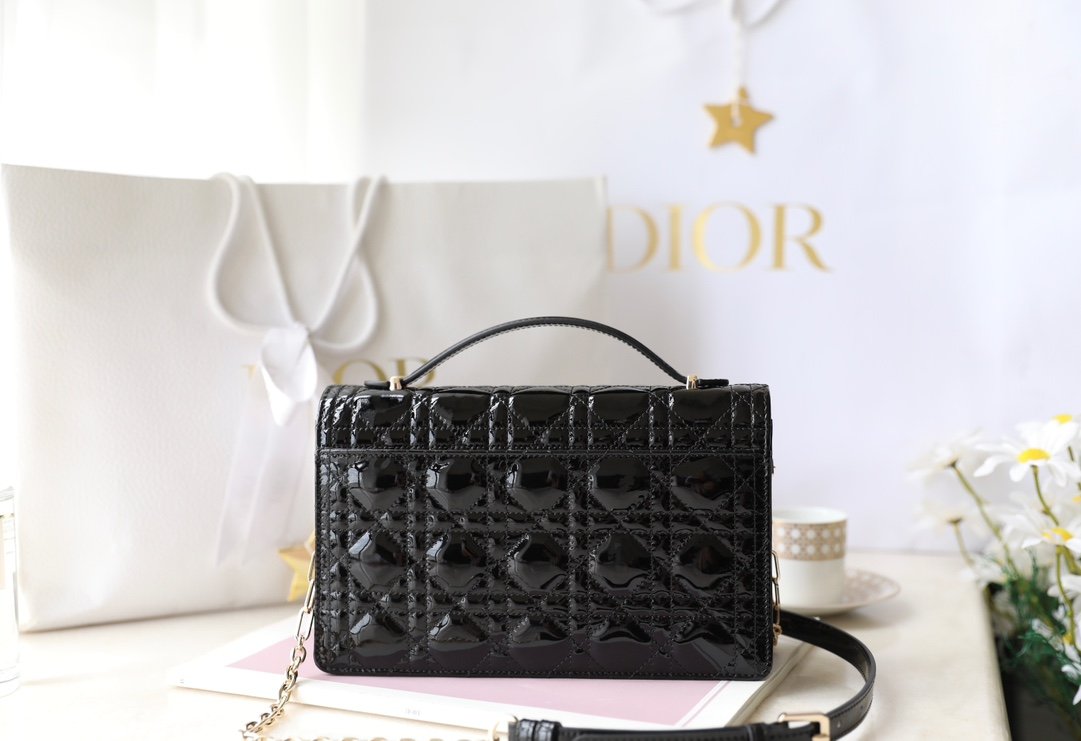 223d13fe7c9b28fe16ffab9fb77a175a_1718209566_7538.jpg 223d13fe7c9b28fe16ffab9fb77a175a_1718209566_7538.jpg