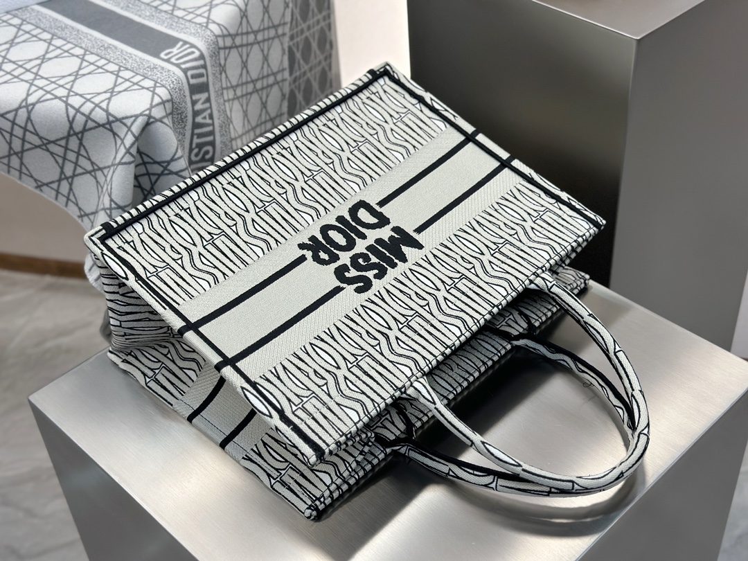 03a89ac0529a91454da83ff0405c2369_1722577018_8718.jpg 03a89ac0529a91454da83ff0405c2369_1722577018_8718.jpg