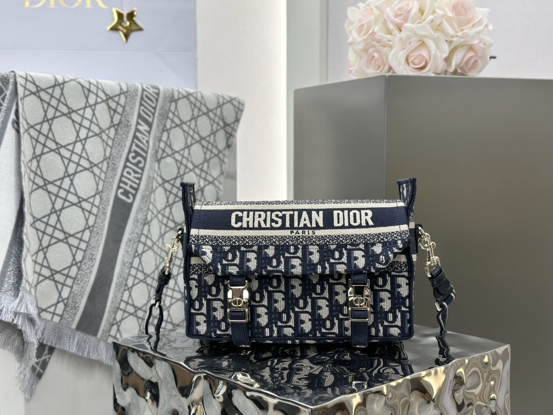 2001a8128632bf22df27c65d4dca71ec_1725376959_8009.jpg 2001a8128632bf22df27c65d4dca71ec_1725376959_8009.jpg