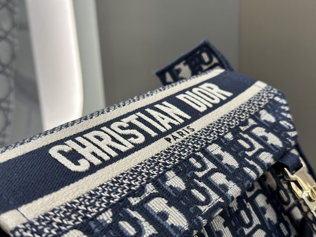 2001a8128632bf22df27c65d4dca71ec_1725376977_9436.jpg 2001a8128632bf22df27c65d4dca71ec_1725376977_9436.jpg