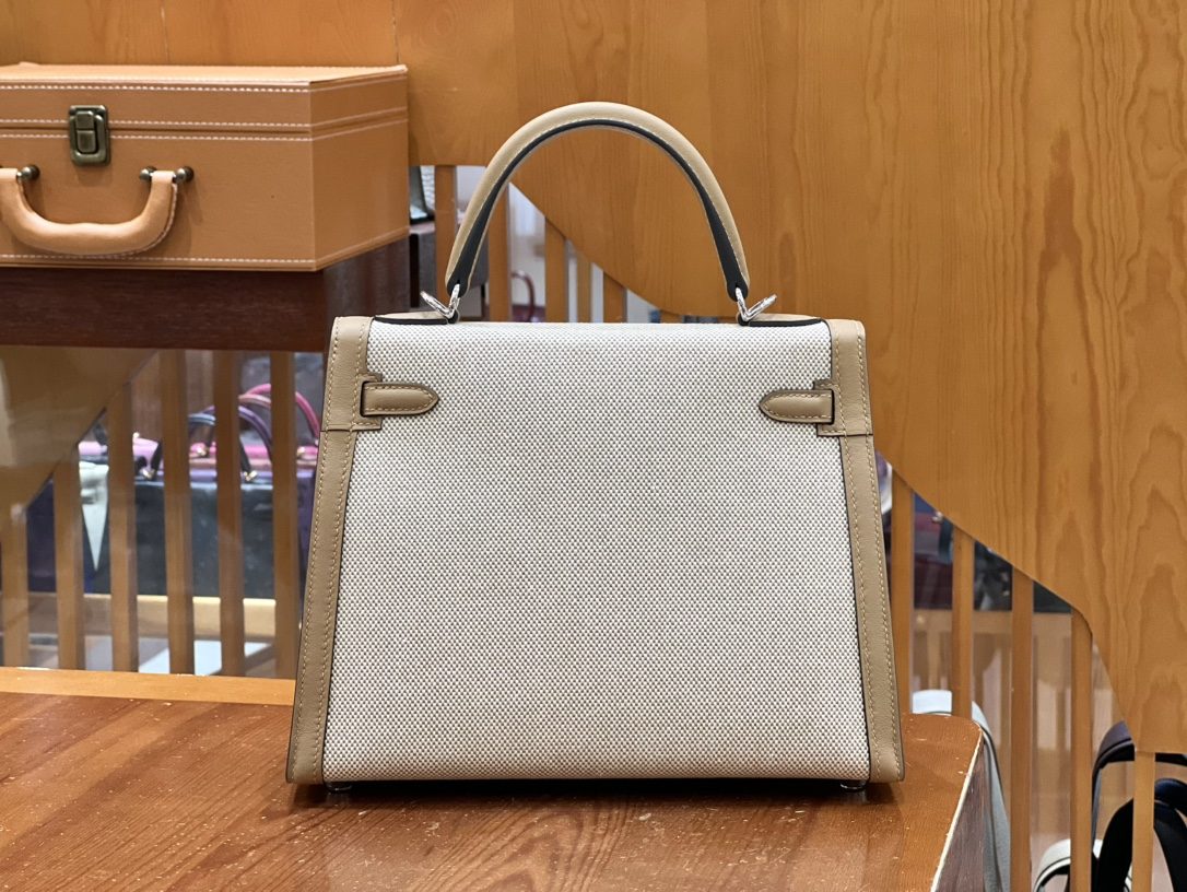 0bc98fe396b5be183f64890cc900841a_1733713293_8347.jpg 0bc98fe396b5be183f64890cc900841a_1733713293_8347.jpg