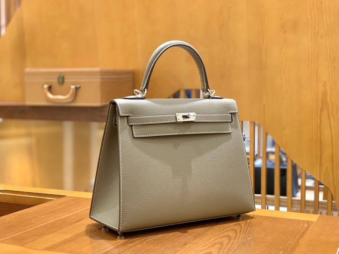 0bc98fe396b5be183f64890cc900841a_1733719977_6609.jpg 0bc98fe396b5be183f64890cc900841a_1733719977_6609.jpg