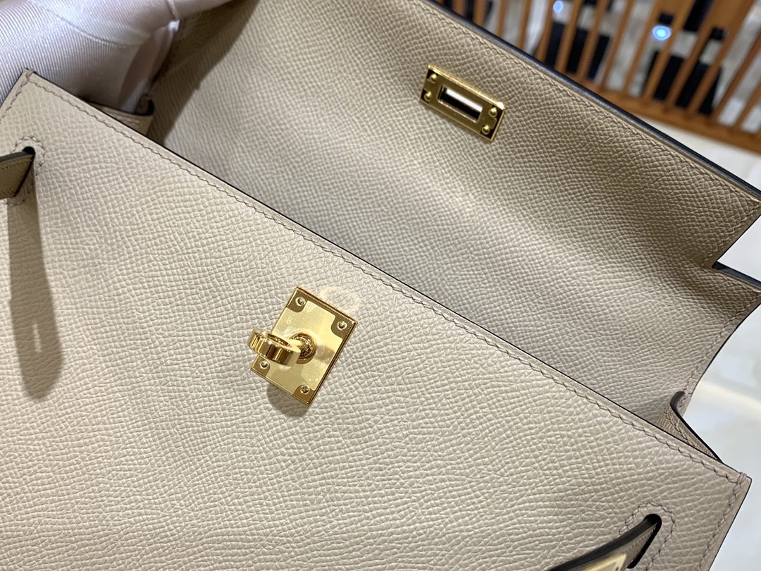 0bc98fe396b5be183f64890cc900841a_1733720956_7666.jpg 0bc98fe396b5be183f64890cc900841a_1733720956_7666.jpg