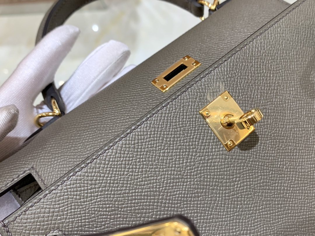 f7ca53be3cb95a54711d9d1e9c6687de_1735186168_8115.jpg f7ca53be3cb95a54711d9d1e9c6687de_1735186168_8115.jpg