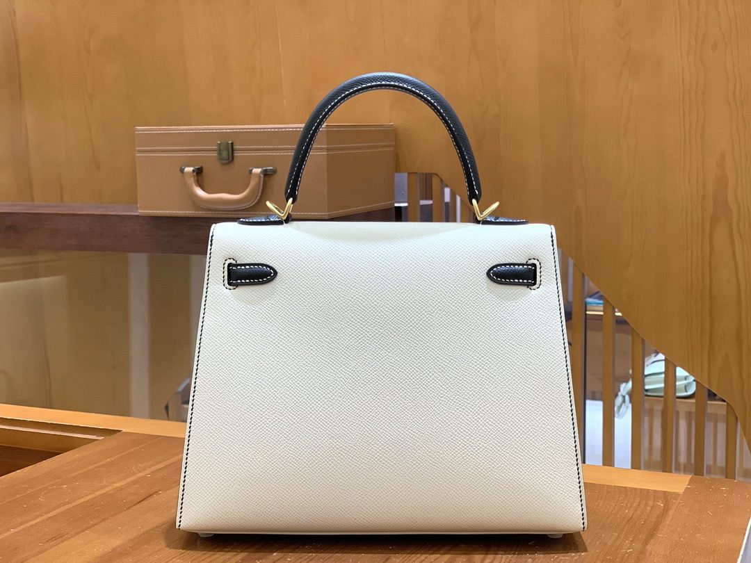 f7ca53be3cb95a54711d9d1e9c6687de_1735196267_4968.jpg f7ca53be3cb95a54711d9d1e9c6687de_1735196267_4968.jpg