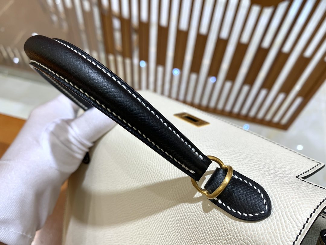 f7ca53be3cb95a54711d9d1e9c6687de_1735196269_896.jpg f7ca53be3cb95a54711d9d1e9c6687de_1735196269_896.jpg