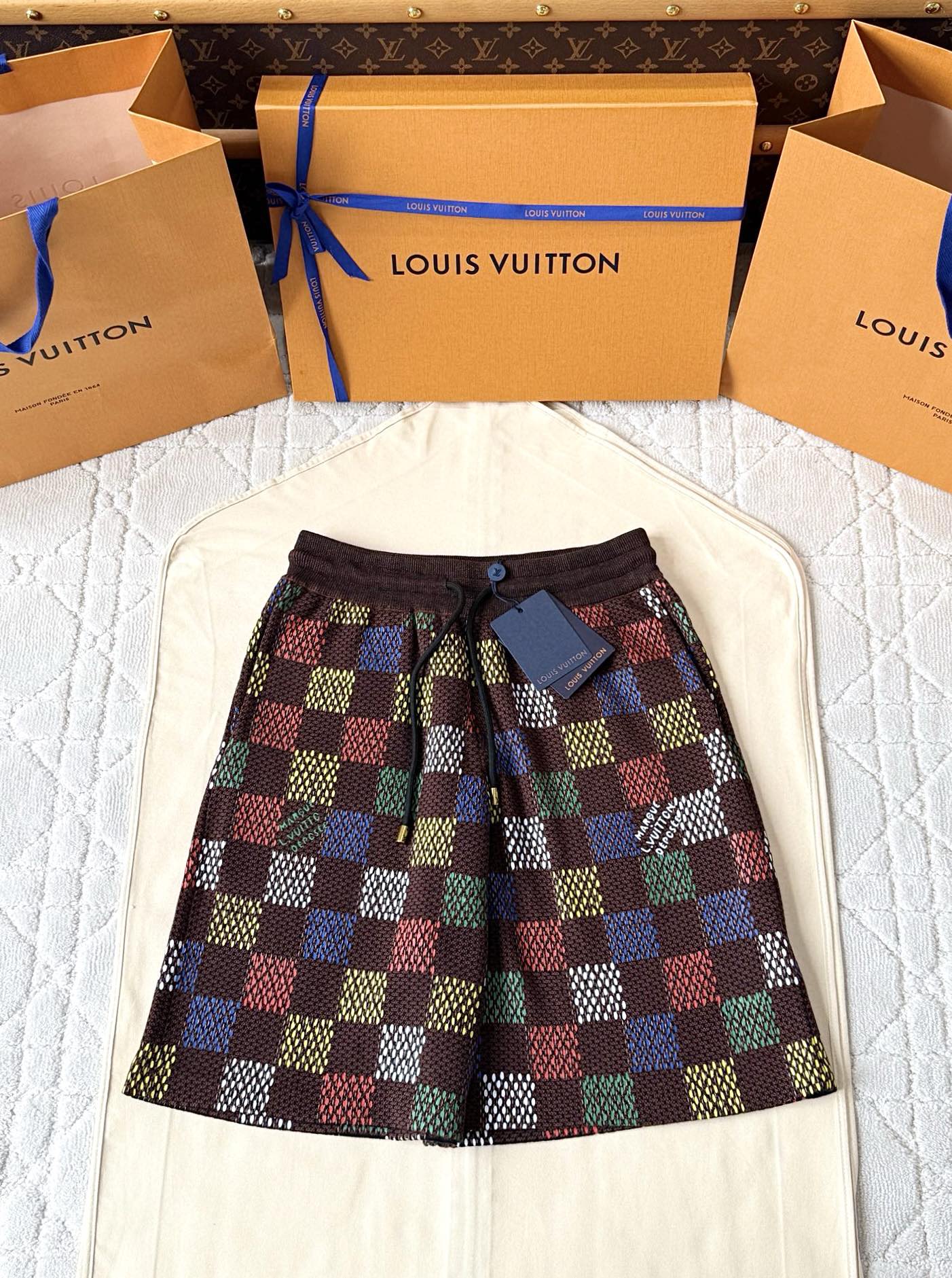 ac01a3c1f354b95f1ed89cf024899f6e_1752651593_585.jpg ac01a3c1f354b95f1ed89cf024899f6e_1752651593_585.jpg