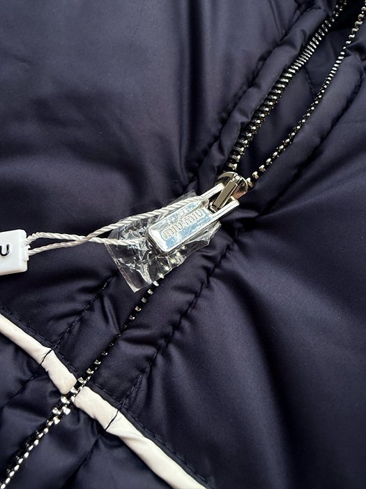 e98d352ab91d7a279aafafe2a0acb52e_1763694146_3512.jpg e98d352ab91d7a279aafafe2a0acb52e_1763694146_3512.jpg