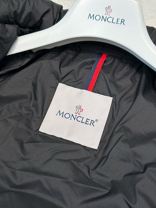 e98d352ab91d7a279aafafe2a0acb52e_1763711961_641.jpg e98d352ab91d7a279aafafe2a0acb52e_1763711961_641.jpg