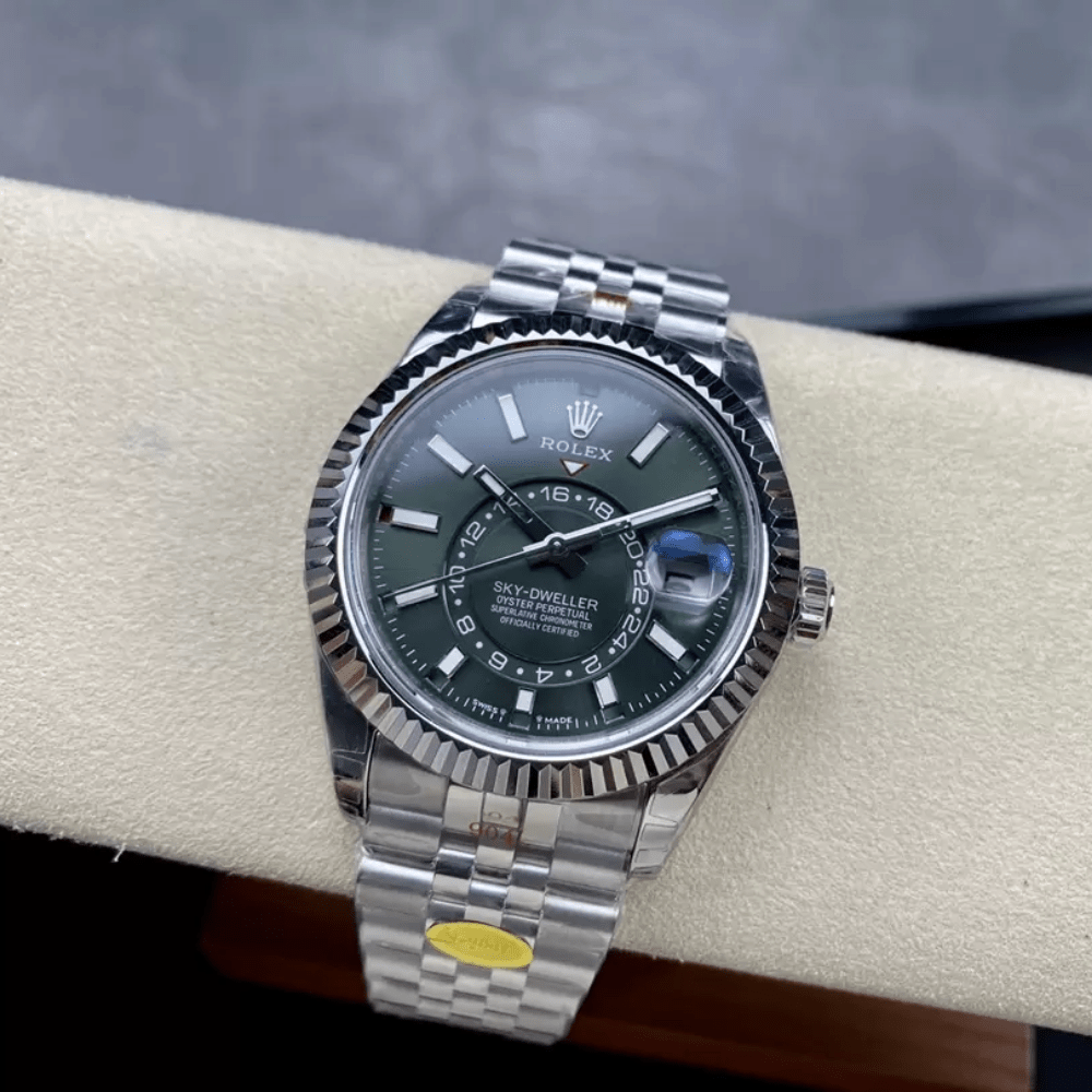 롤렉스 스카이드웰러 그레이 다이얼 SS 쥬빌레 브레이슬릿 42mm 336934