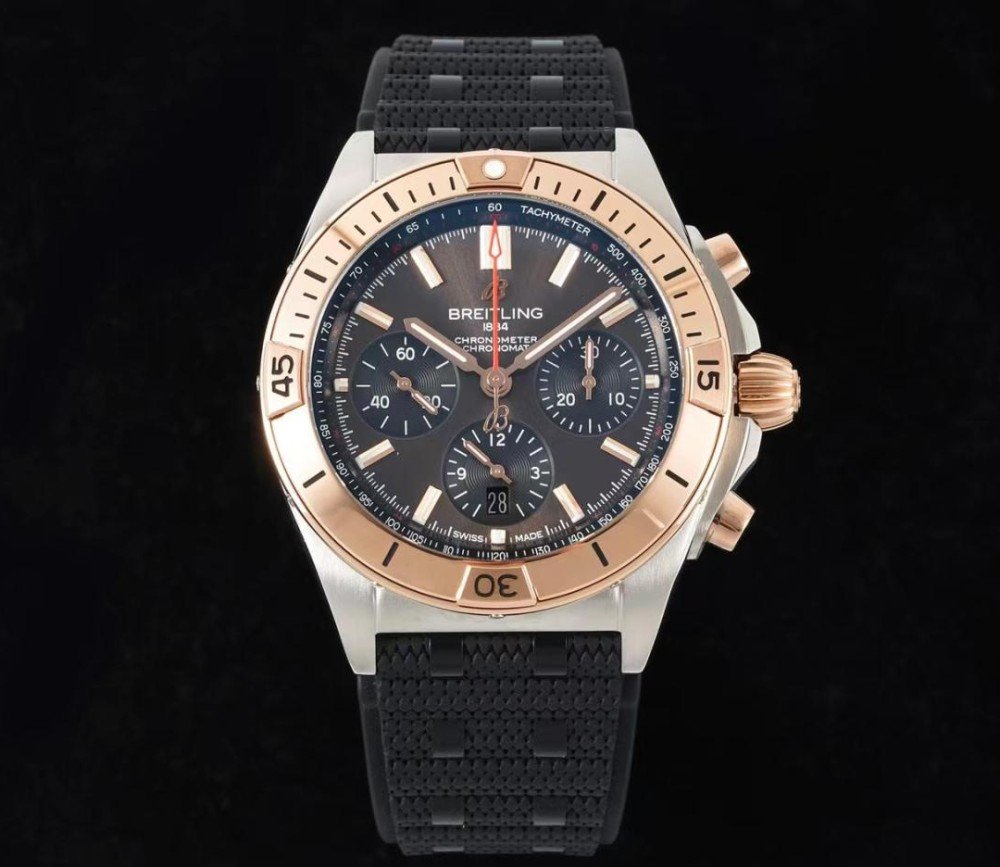 브라이틀링 크로노그래프 크로노맷 브라운 다이얼 러버 스트랩 42mm UB0134101B1U1