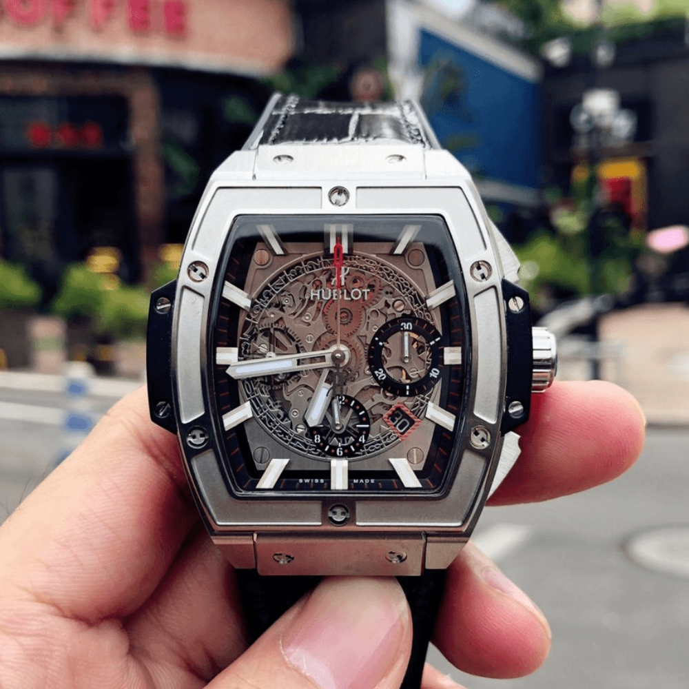 위블로 스피릿 오브 빅뱅 소울 크로노그래프 가죽 스트랩 45mm 601.NX.0173.LR