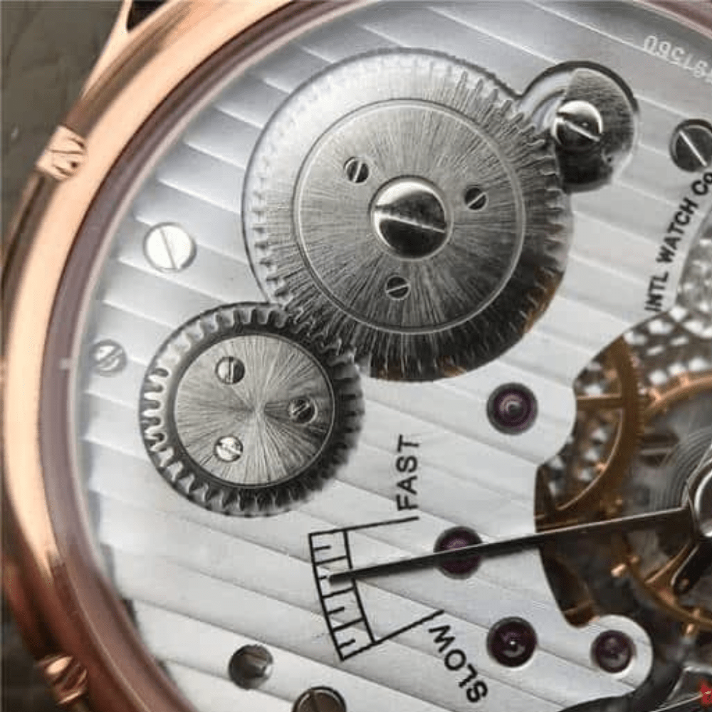 IWC 포르투기저 존스 소드 로즈골드 블랙 다이얼 레더 스트랩 44mm IW545408