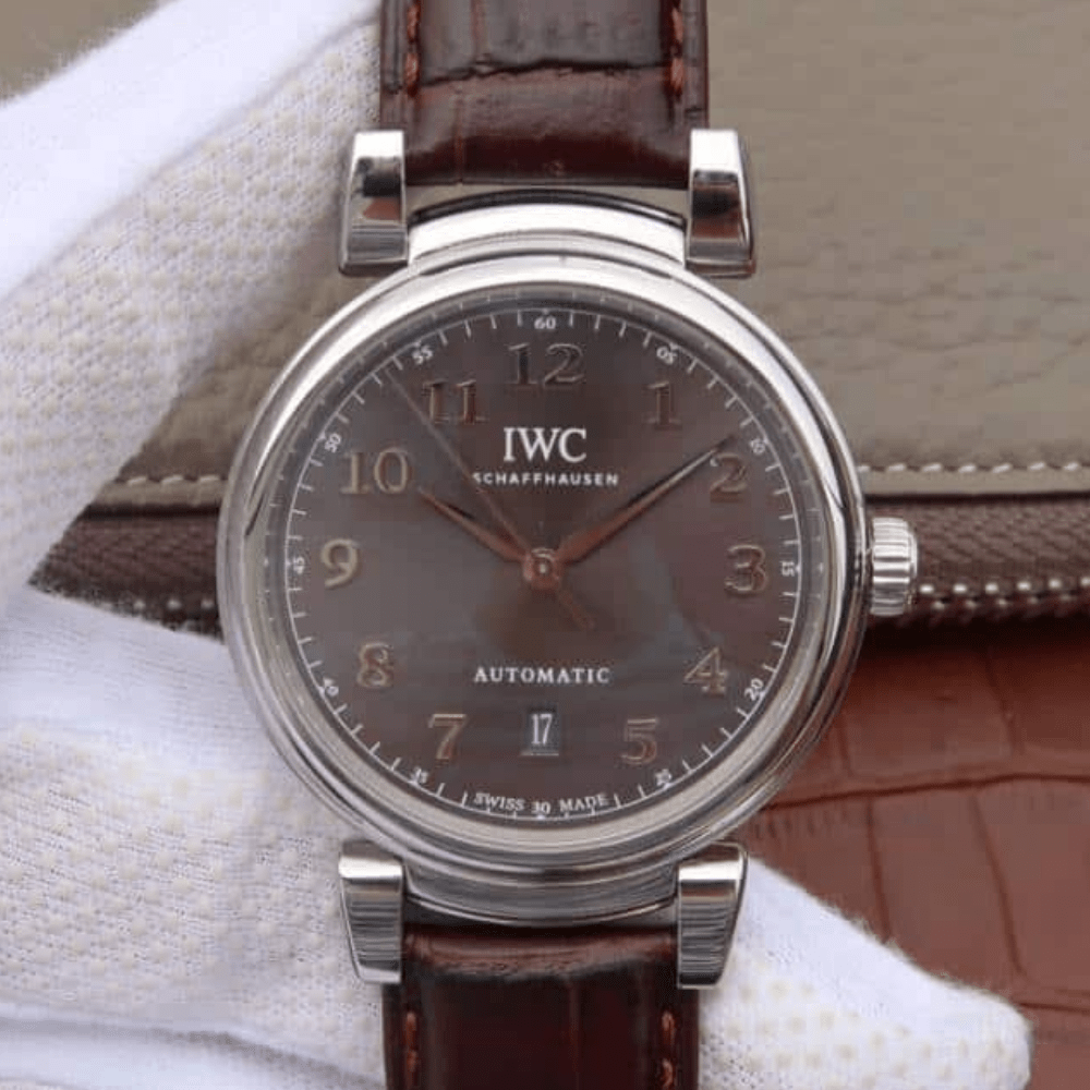 IWC 다빈치 스틸 그레이 다이얼 레더 스트랩 40mm IW356602