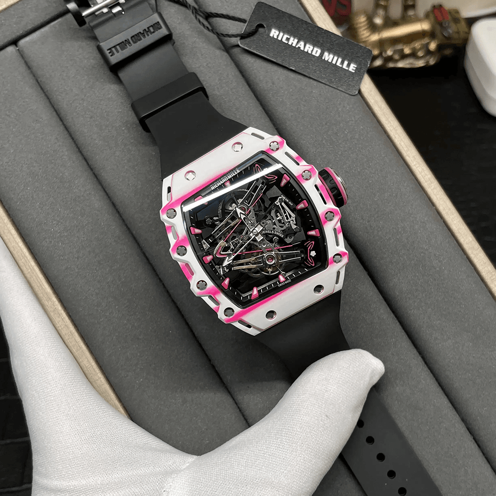 리차드밀 부바왓슨 화이트/핑크 카본 파이버 투르비옹 블랙 러버밴드 RM38-02