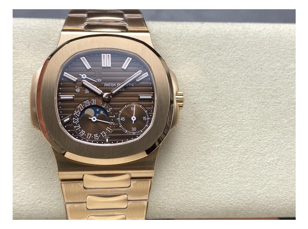 파텍필립 노틸러스 문페이즈 브라운 다이얼 로즈골드 금통 40mm 5712