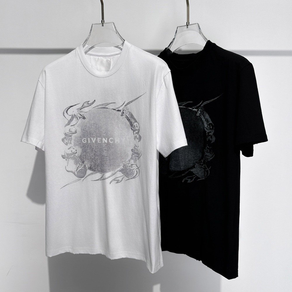 지방시 24SS 스테이플 코튼 반팔 티셔츠