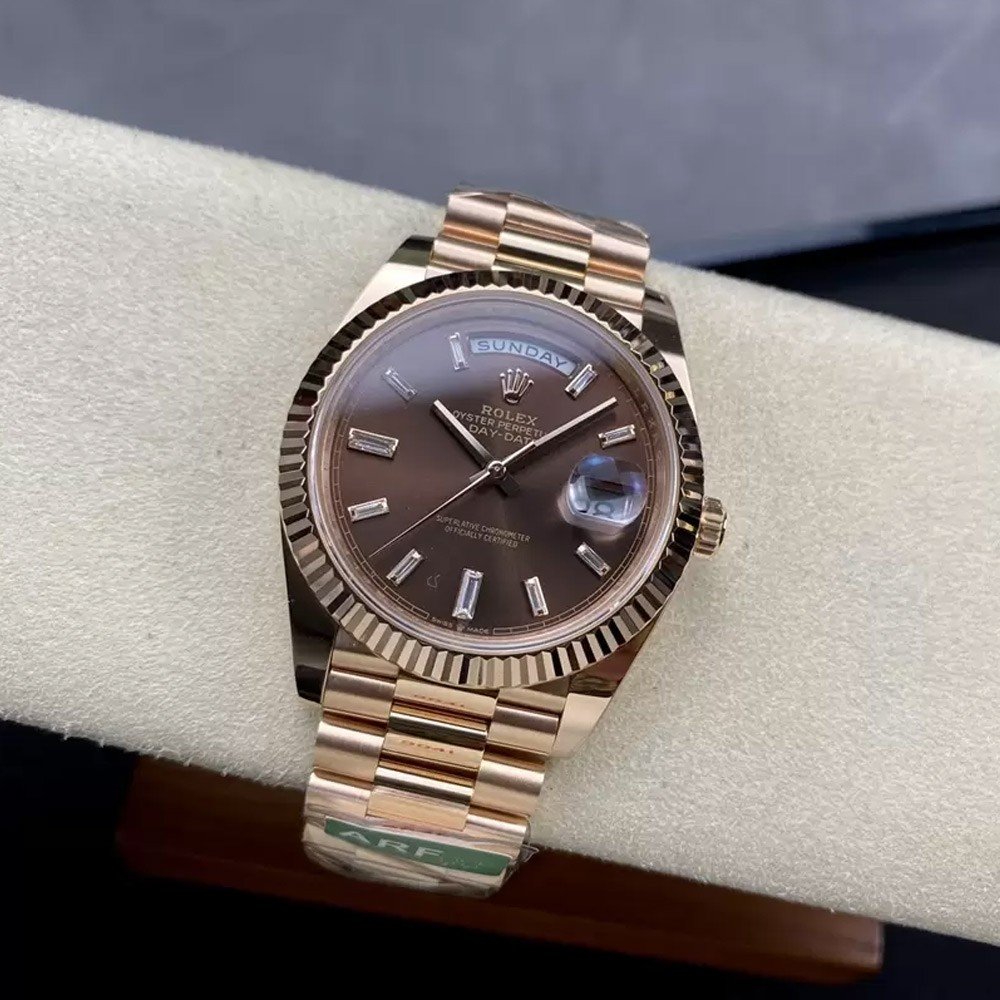 롤렉스 데이데이트 초코판 바게트다이아 로즈골드 금통 40mm m228235