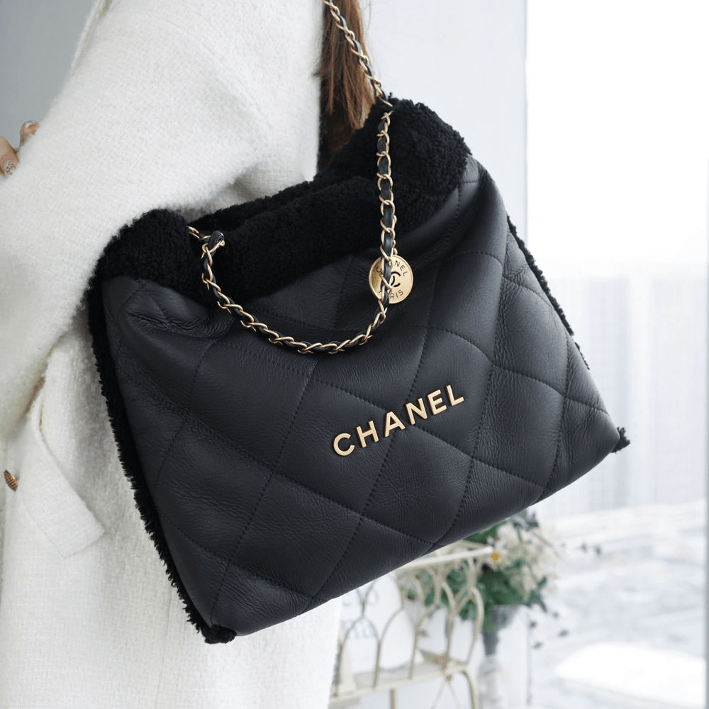 팬더샵 샤넬 22백 한정판 테디 블랙