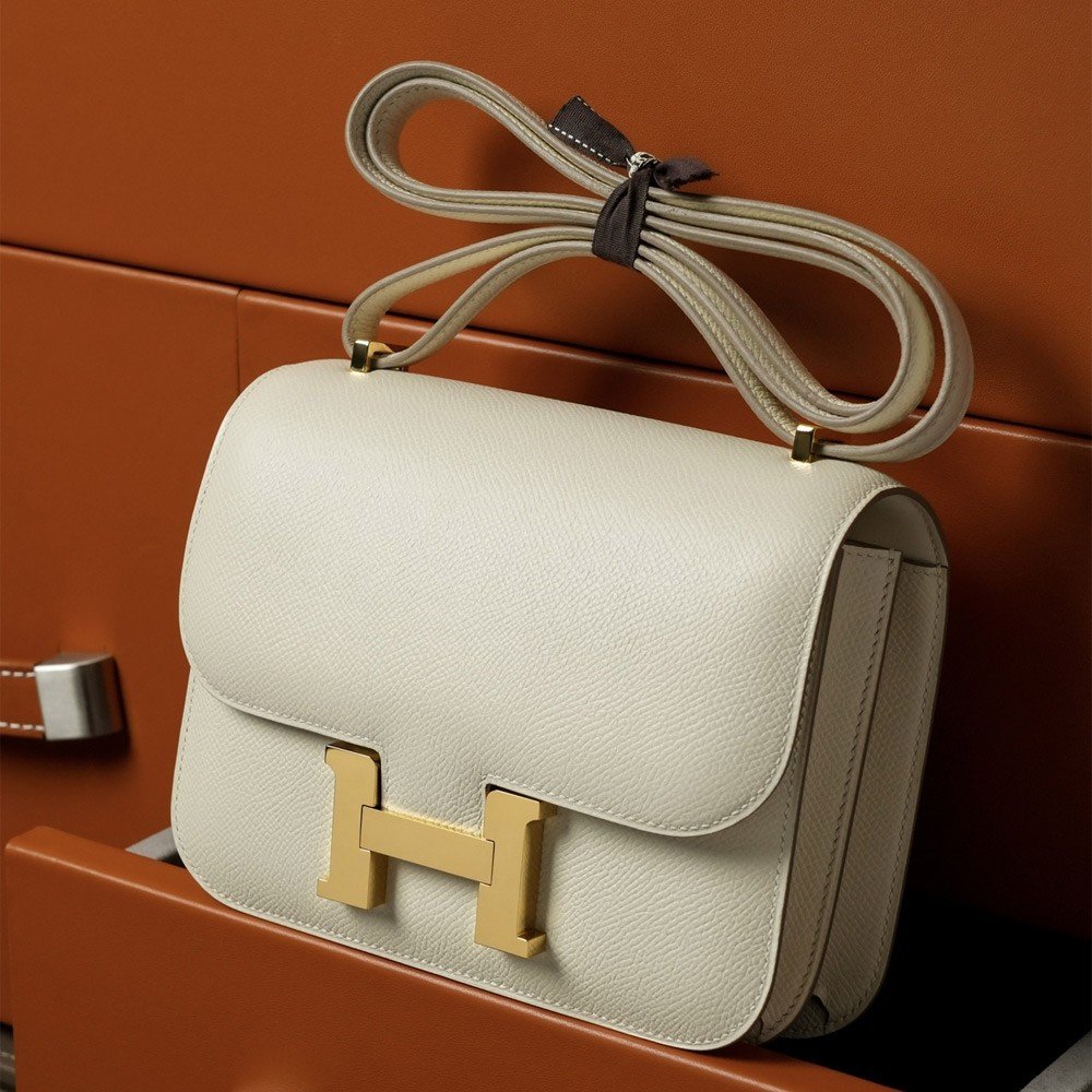 에르메스 올수공 콘스탄스 18 화이트 앱송