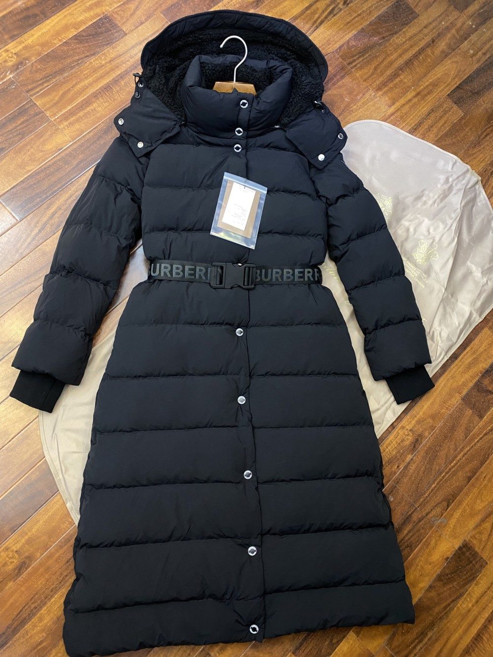 버버리 에핑햄 롱 패딩