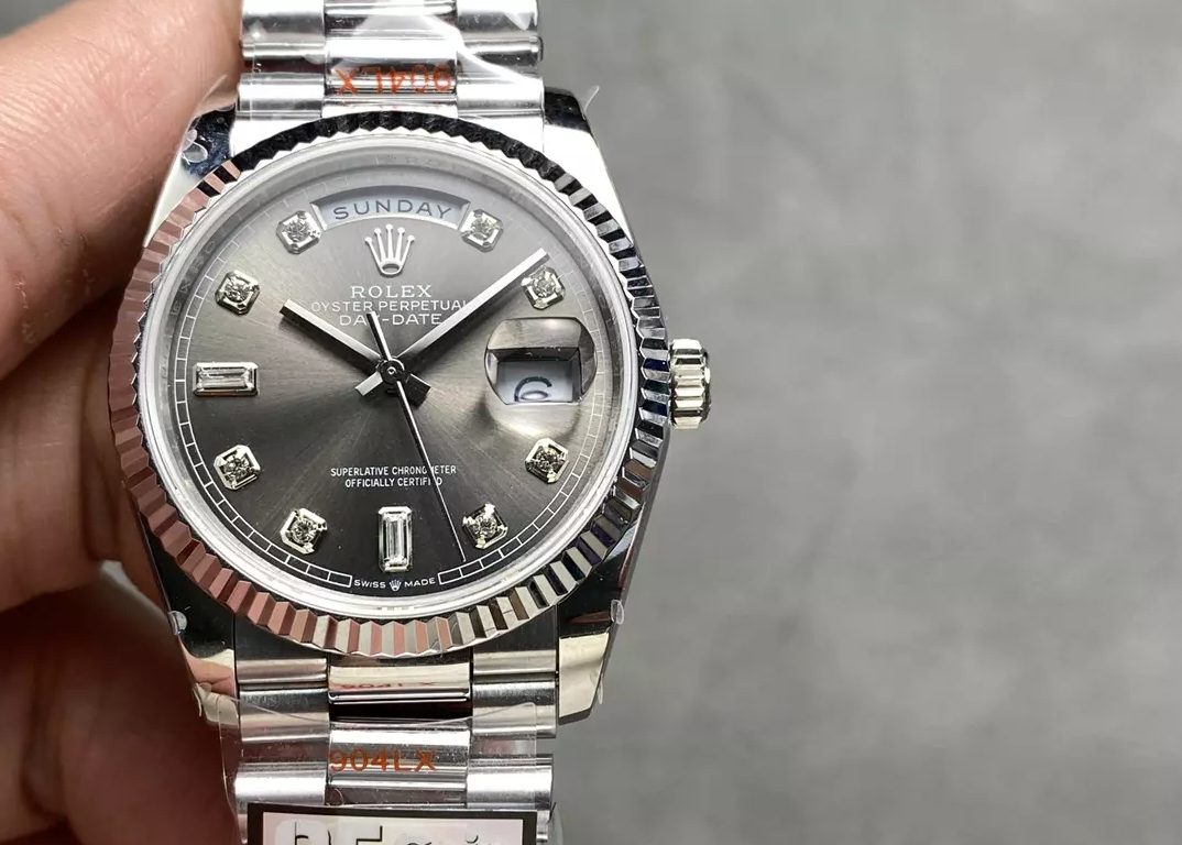 v5 롤렉스 데이데이트 그레이 옴브레 다이얼  10P다이아 화이트골드 36mm 128236
