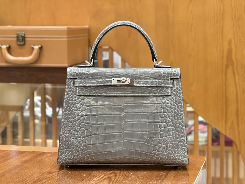 올수공 에르메스 켈리 25 크리스탈 그레이 악어 가죽 실버 버클