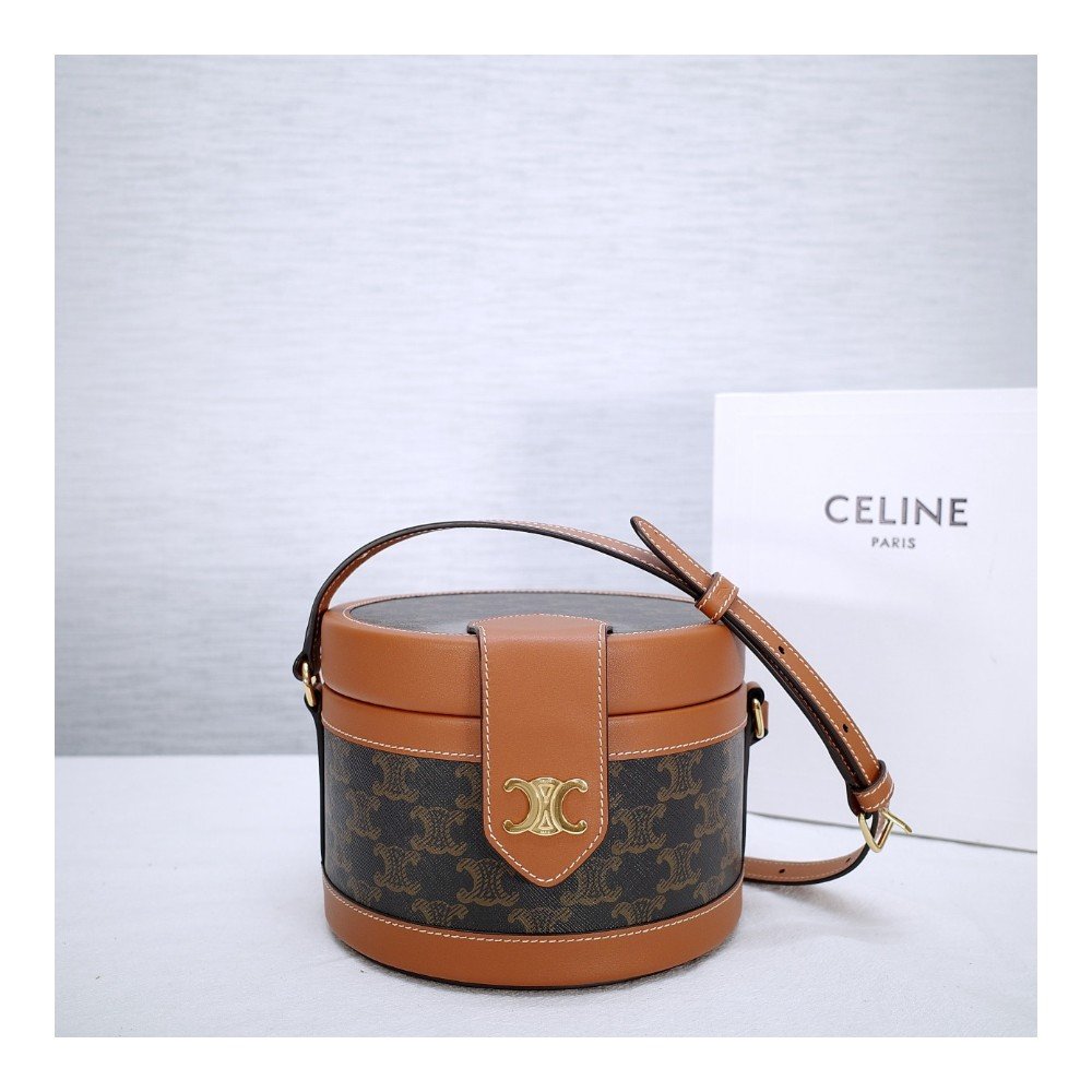 셀린느 트라이엄프 탬버백 미듐