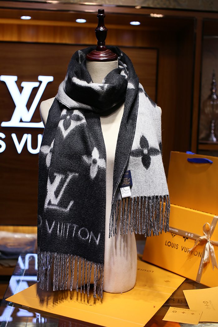 루이비통 머플러 M71040