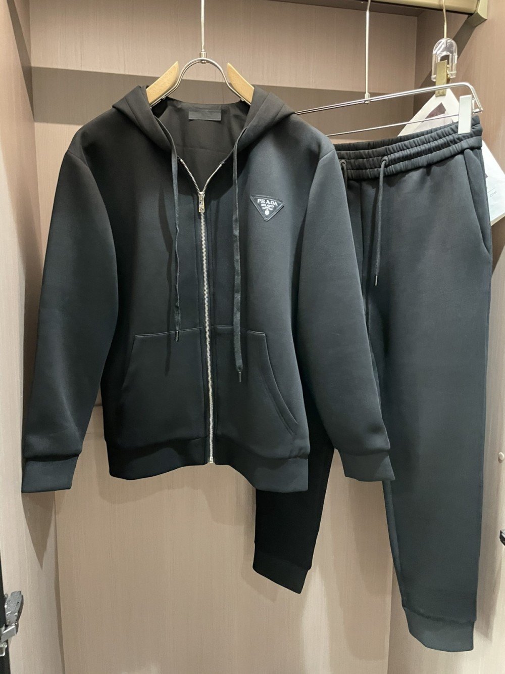 프라다 후드집업 트레이닝복 세트