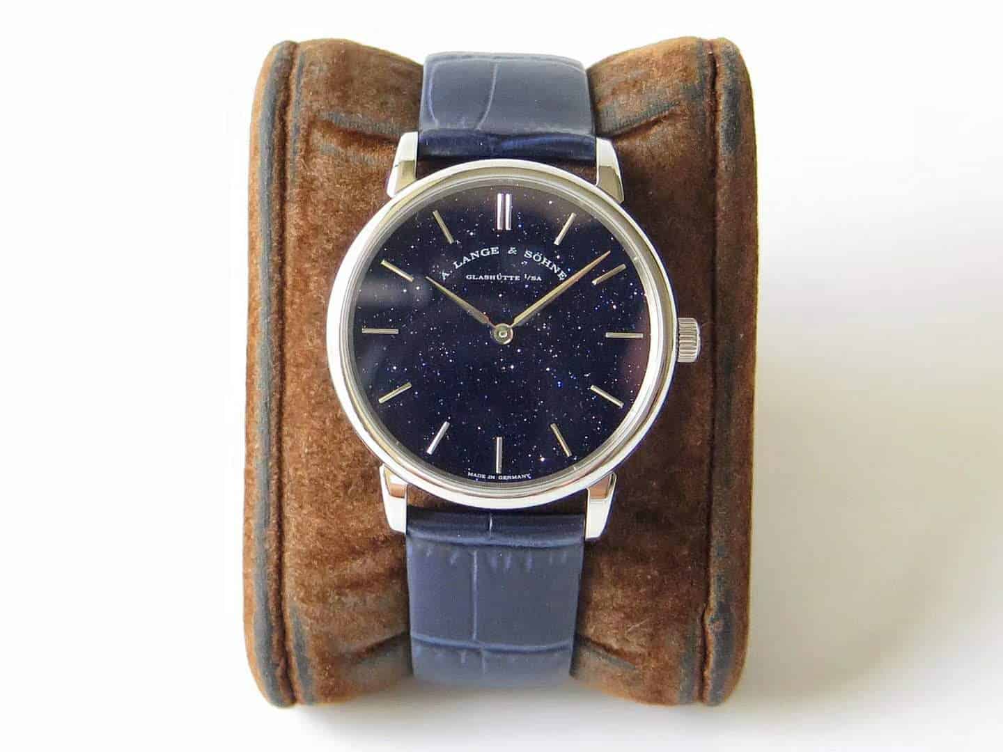 랑에 운트 죄네 SAXONIA 레더 스트랩 드레스 워치 39mm 205.086