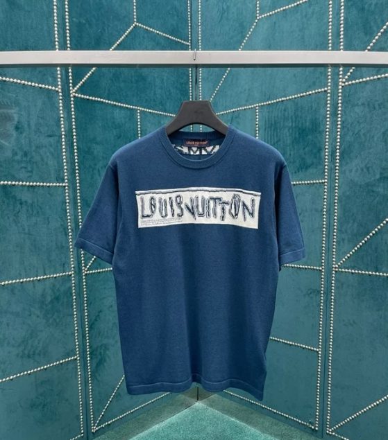 루이비통 이니셜 시그니처 코튼 크루넥