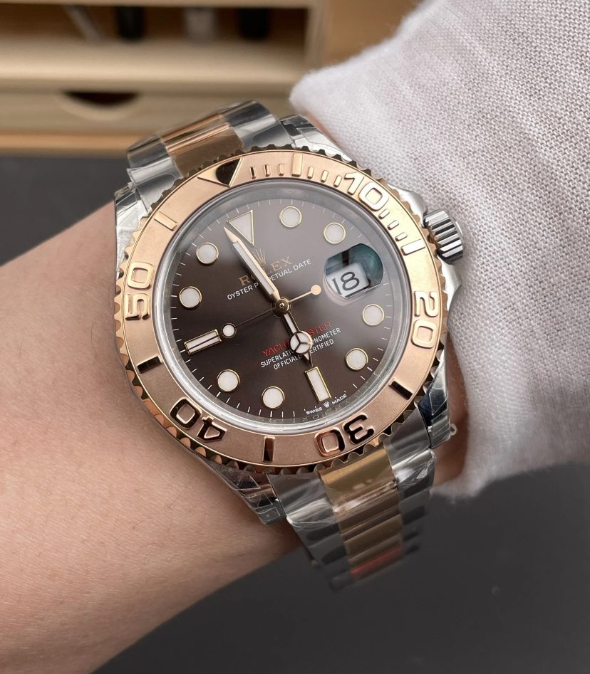 롤렉스 요트마스터 브라운 다이얼 로즈골드 콤비 40mm 126621